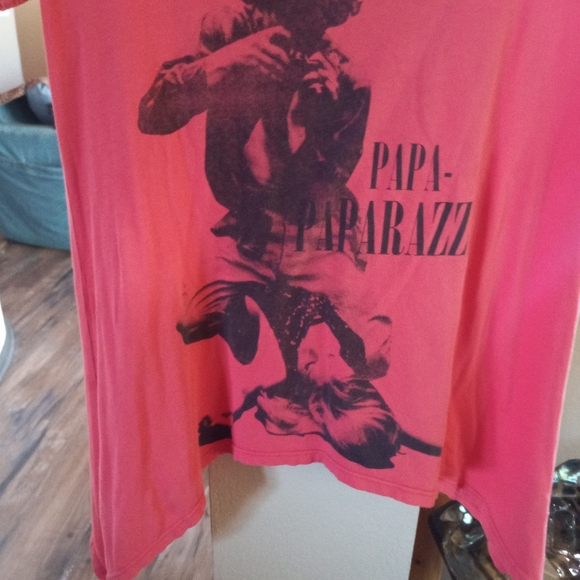 Asymmetrical top red - Picture 2 of 3